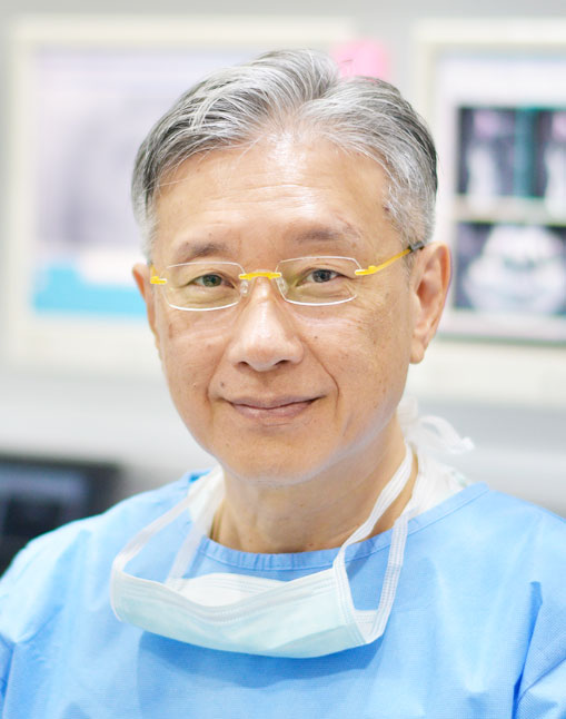 ワンデイスマイルインプラントクリニック-春岡龍男先生