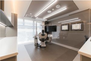 つきやま歯科医院ーオペ室