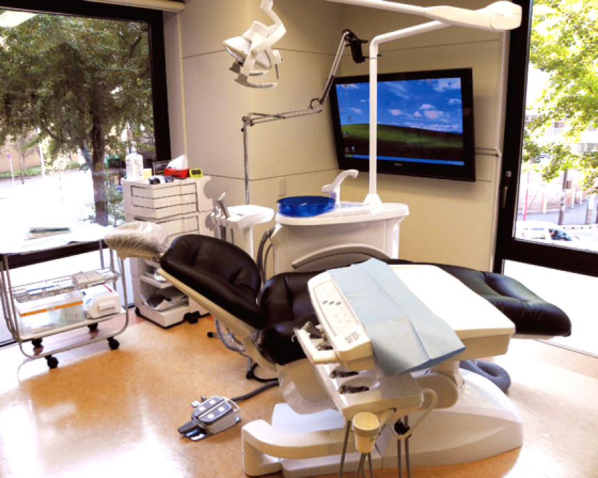 デンタルチームジャパンーオペ室