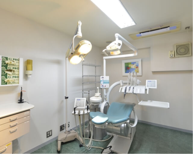 ワンデイスマイルインプラントクリニック－手術室