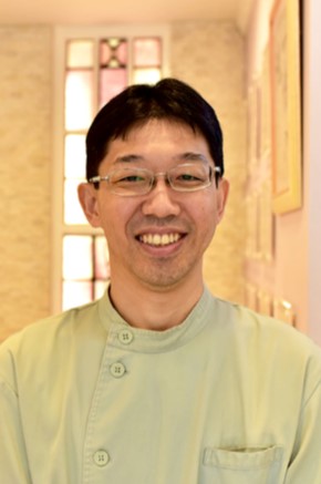 歯科ながしまクリニック院長