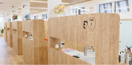 ごうだOCEAN歯科　半個室診察室