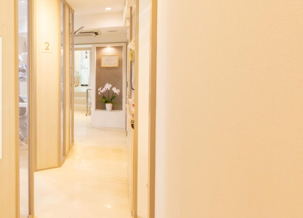佐藤歯科医院　廊下