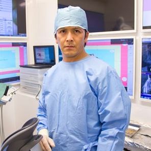 東京日本橋デンタルクリニック-滝澤 聡明先生