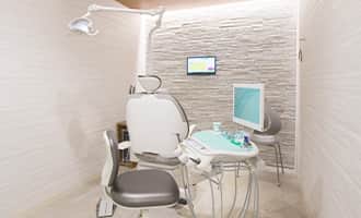 秋山歯科・矯正歯科医院クリーニングルーム