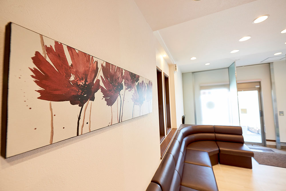 滋賀湖南トラスト歯科・矯正歯科-待合室