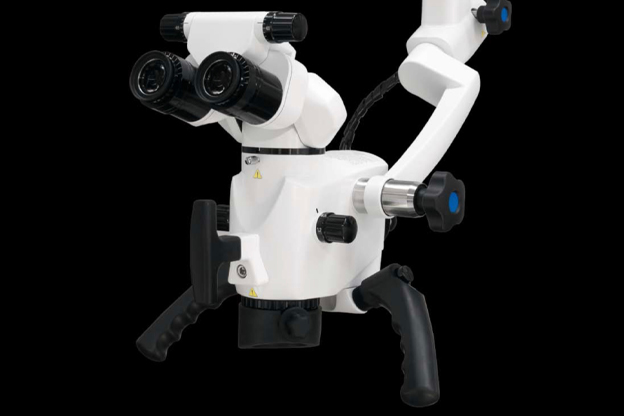 宮田歯科医院マイクロスコープ