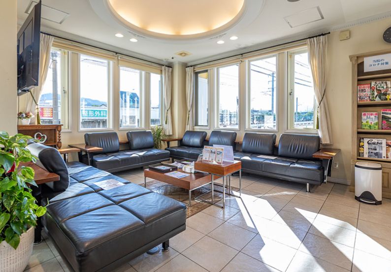 カナザキ歯科ー待合室