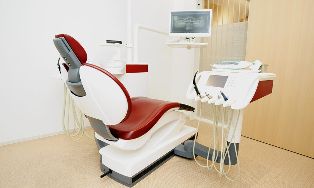 エルム駅前歯科クリスタル診察室2