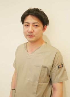 丸宮歯科の名医太田功貴先生