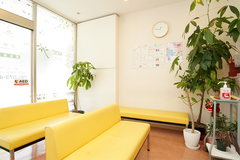 中西歯科医院-待合室