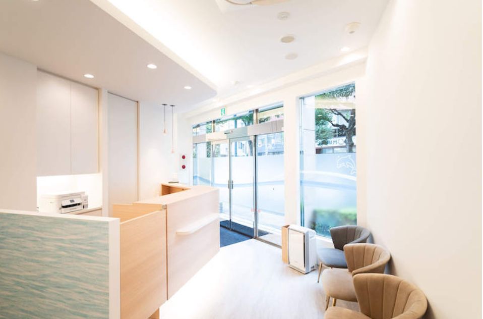 八王子きずな歯科　待合室