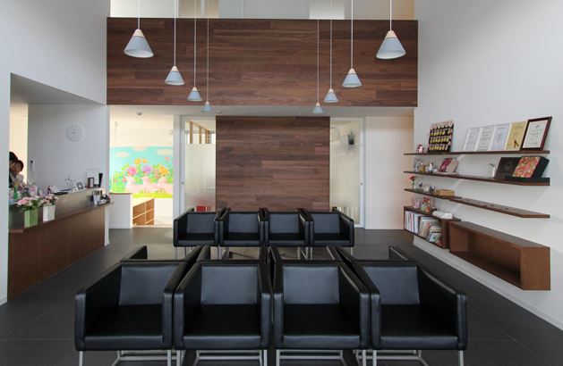 ローズデンタルクリニック待合室