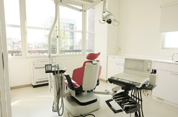 上西歯科医院-診察室
